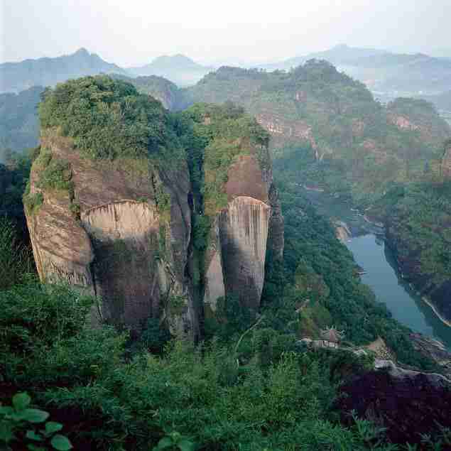 黑龙江三江美术职业学院校花史清欢